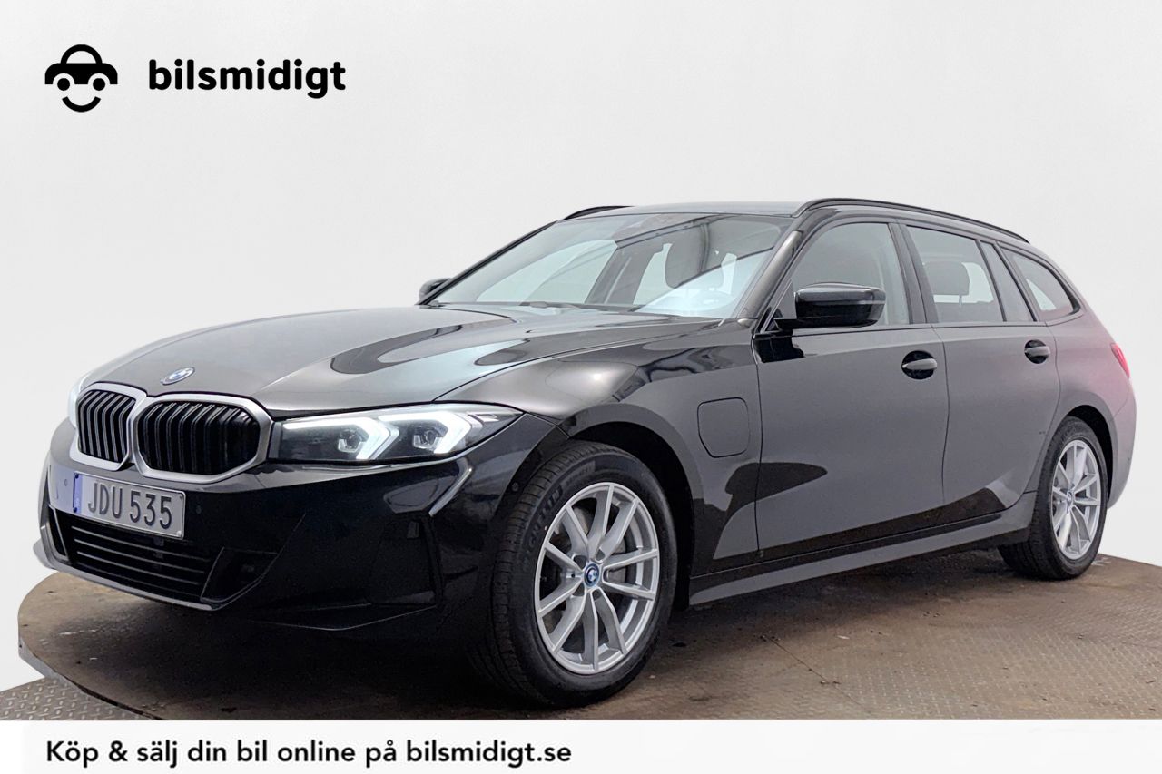 BMW 330e xDrive Touring Dragkrok Widescreen Navigation Backkamera Cockpit P-Klima Moms/Leasing 292hk