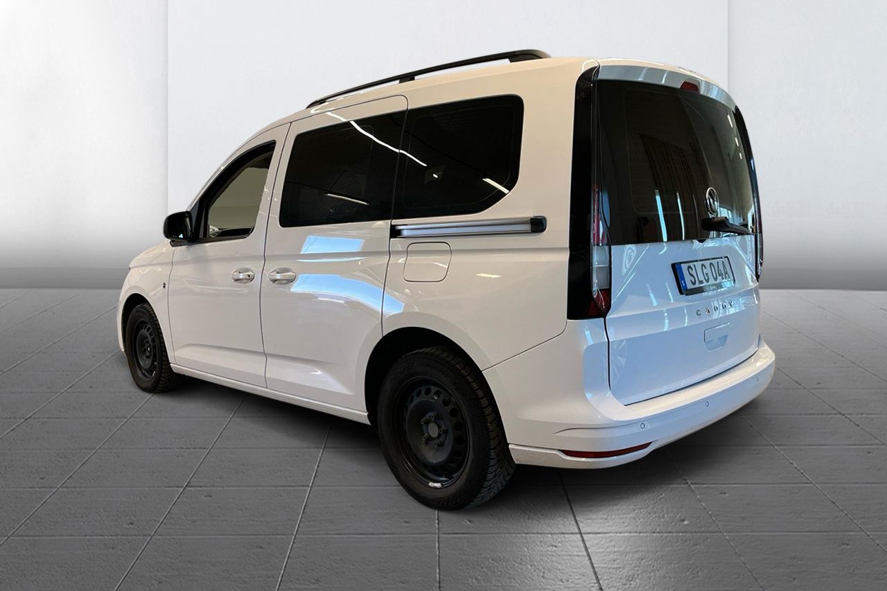 Volkswagen Caddy 2.0 TDI Automat 5-sits Värmare P-Sensorer Moms/Leasing 122hk – bild 6 av 9