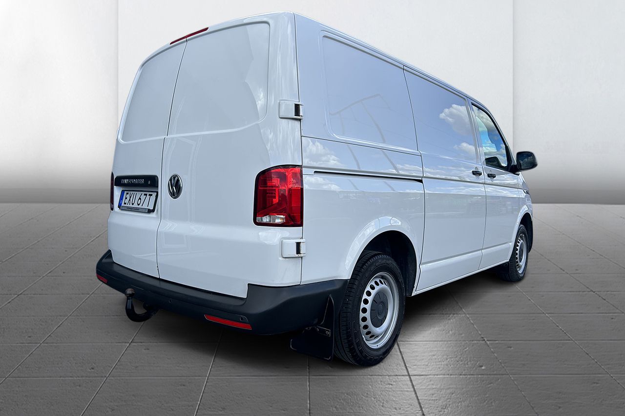 Volkswagen Transporter T32 2.0 TDI Automat Dragkrok Värmare 3-sits App-Connect Moms/Leasing 150hk – bild 6 av 20