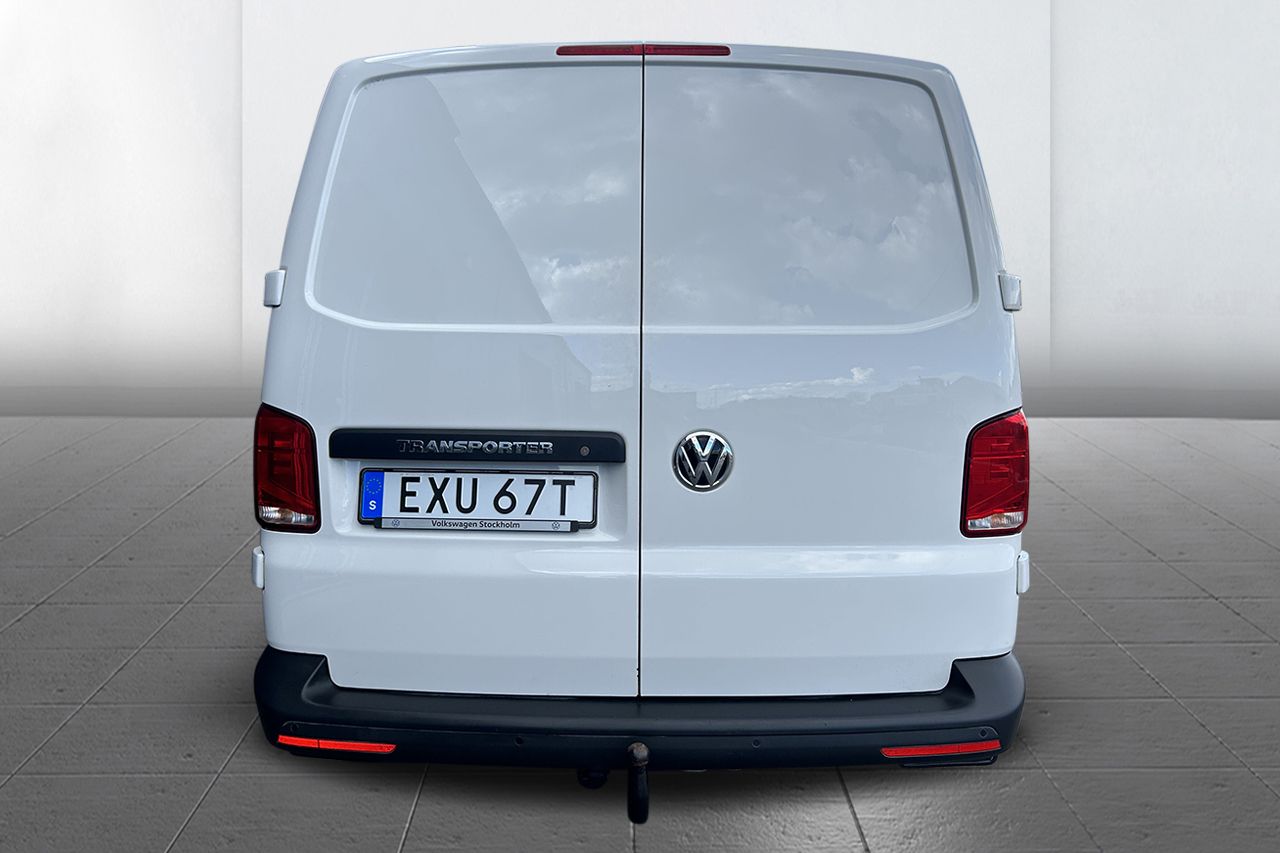 Volkswagen Transporter T32 2.0 TDI Automat Dragkrok Värmare 3-sits App-Connect Moms/Leasing 150hk – bild 7 av 20