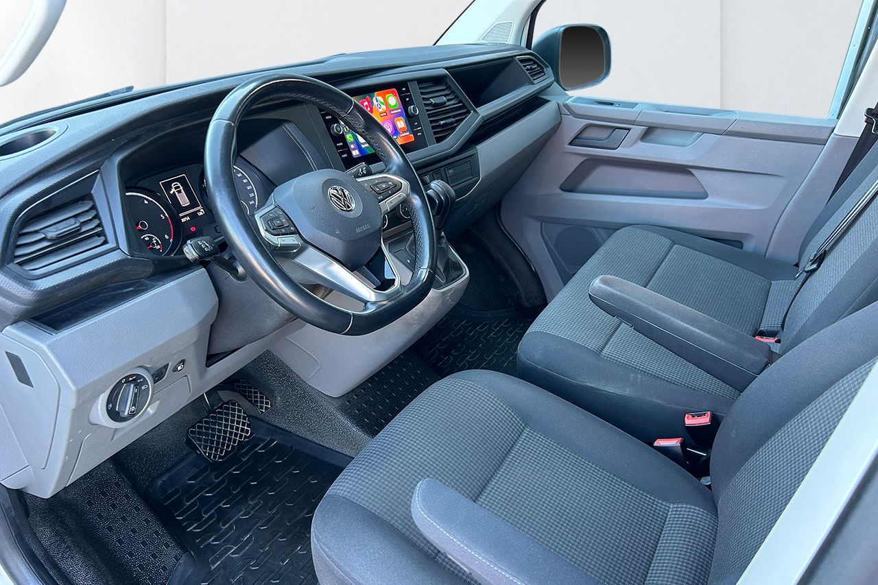 Volkswagen Transporter T32 2.0 TDI Automat Dragkrok Värmare 3-sits App-Connect Moms/Leasing 150hk – bild 12 av 20