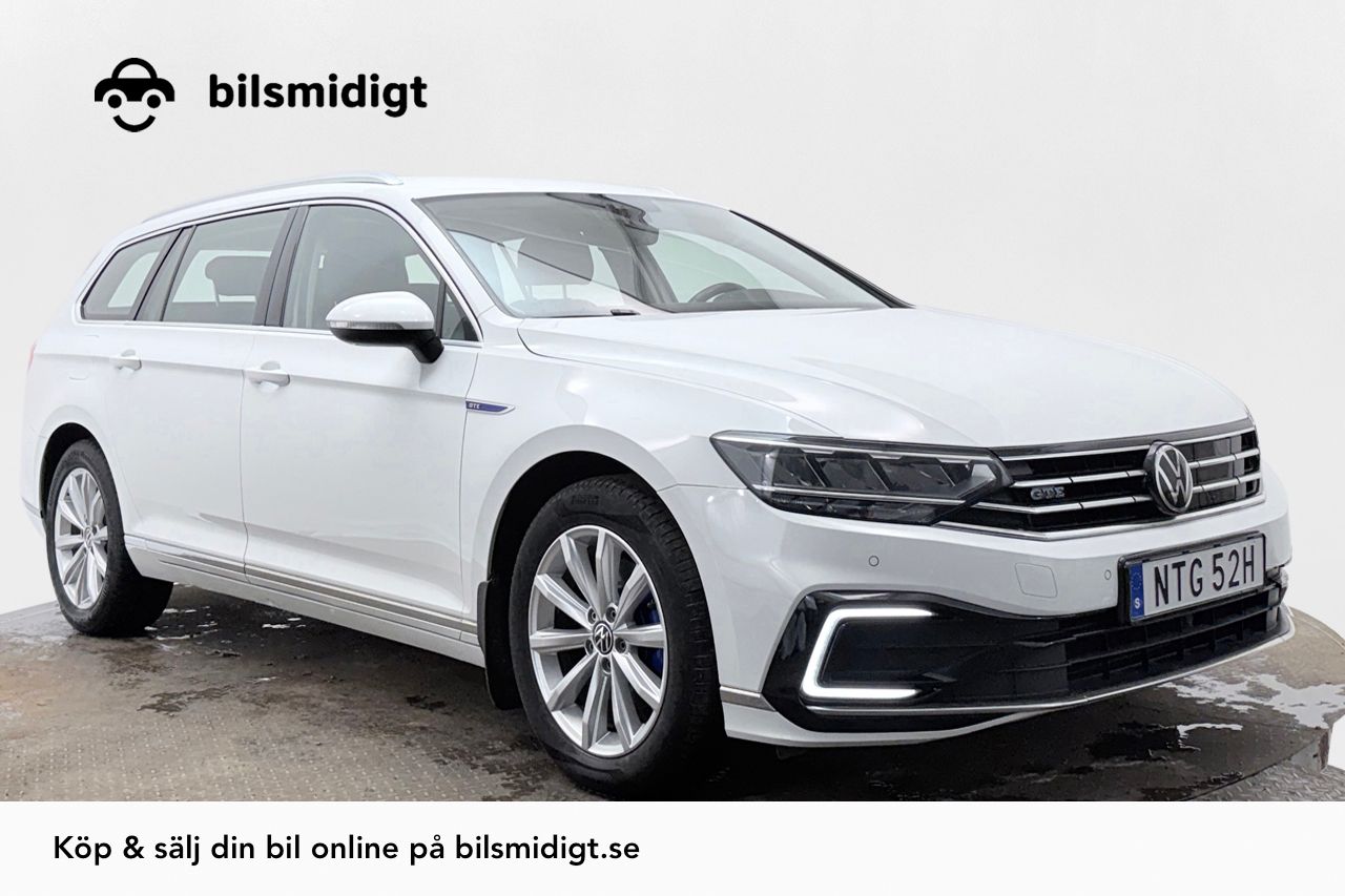 Volkswagen Passat Sportscombi GTE Dragkrok Läder/Alcantara Navigation Backkamera Värmare Moms/Leasing 218hk