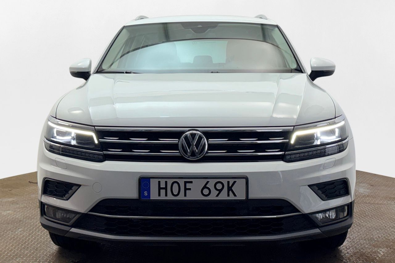 Volkswagen Tiguan 2.0 TDI 4M GT Premiumpaket Drag Cockpit Kamera Värmare – bild 2 av 37