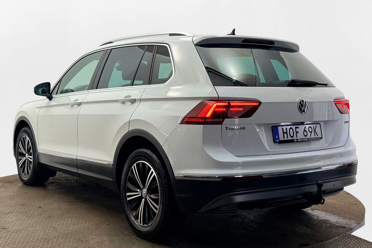 Volkswagen Tiguan 2.0 TDI 4M GT Premiumpaket Drag Cockpit Kamera Värmare – bild 8 av 37