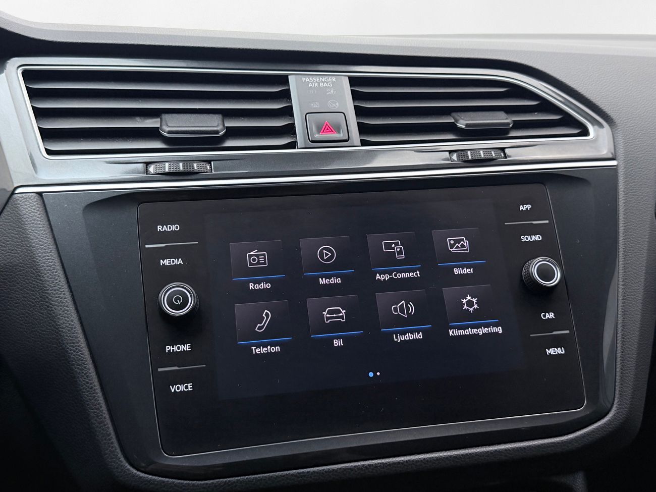 Volkswagen Tiguan 2.0 TDI 4M GT Premiumpaket Drag Cockpit Kamera Värmare – bild 26 av 37