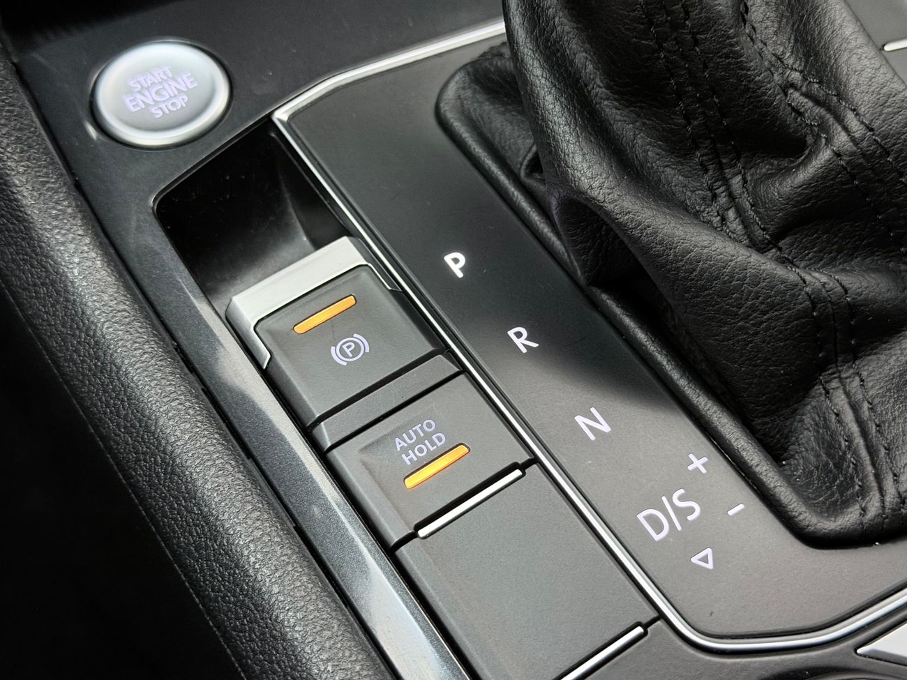 Volkswagen Tiguan 2.0 TDI 4M GT Premiumpaket Drag Cockpit Kamera Värmare – bild 29 av 37
