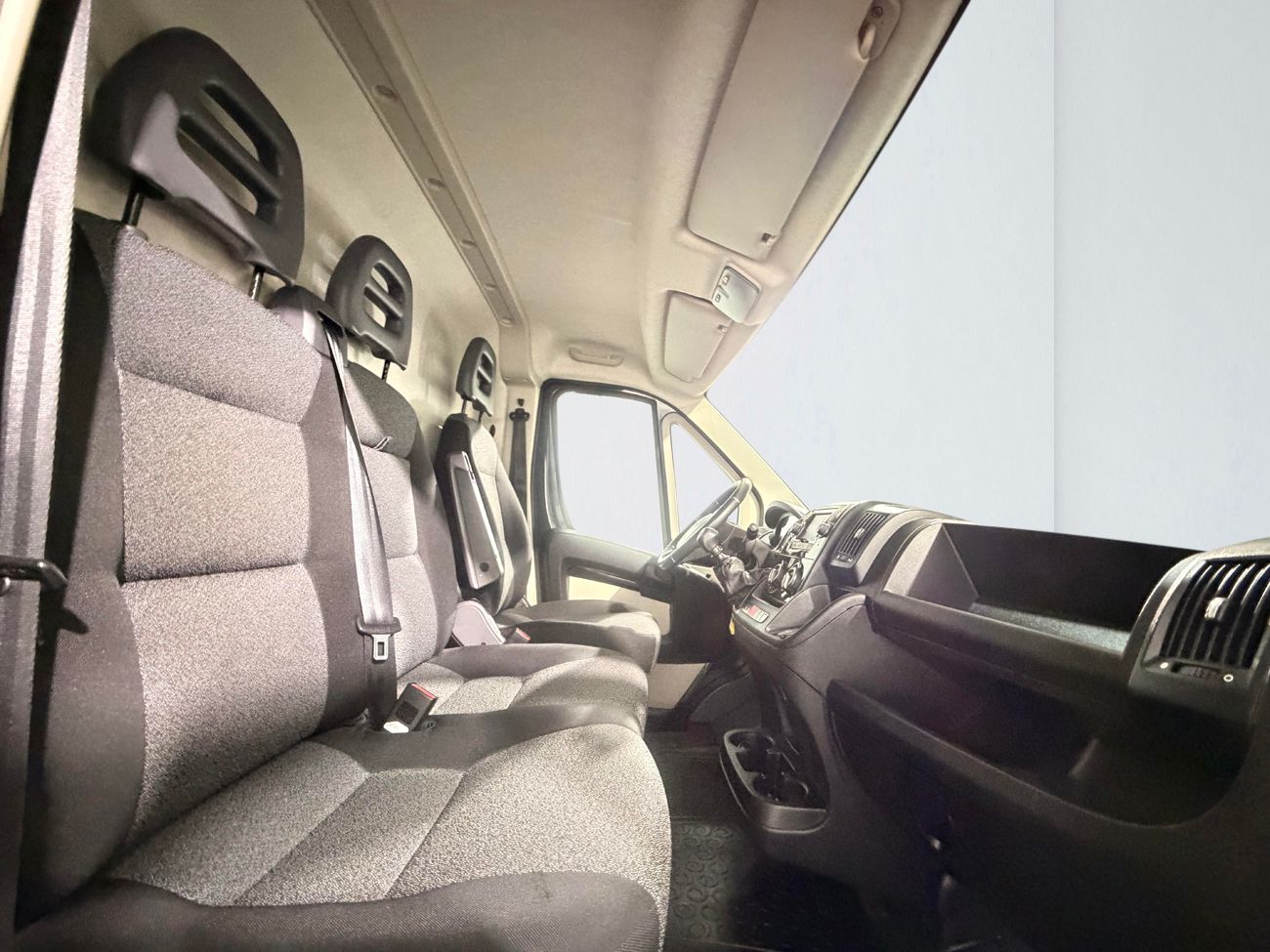 Fiat Ducato Skåp 35 3.0 NP L2H2 CNG 3sits Drag Kamera Fotsteg 136hk – bild 14 av 20