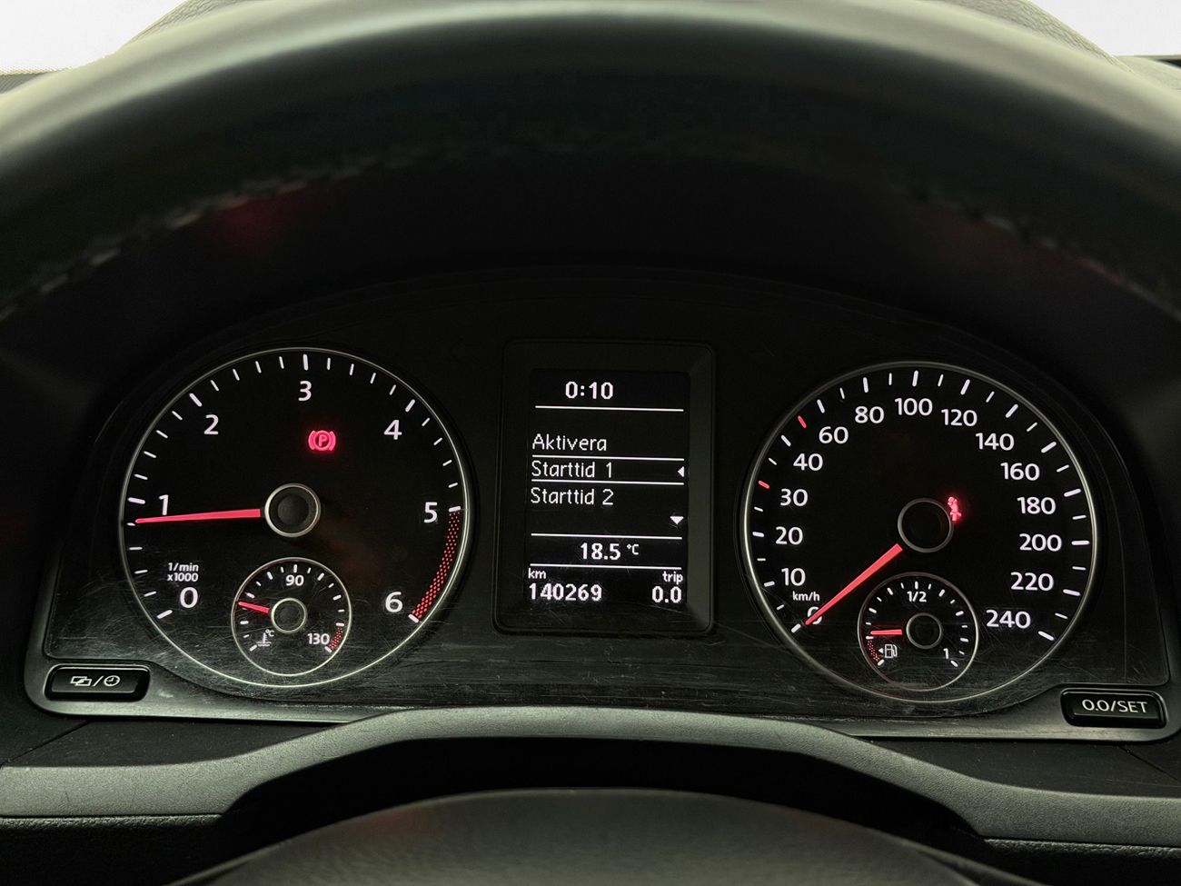 Volkswagen Caddy Maxi Skåp 2.0 TDI 4MOTION Dragkrok Värmare MOMS 122hk – bild 16 av 24