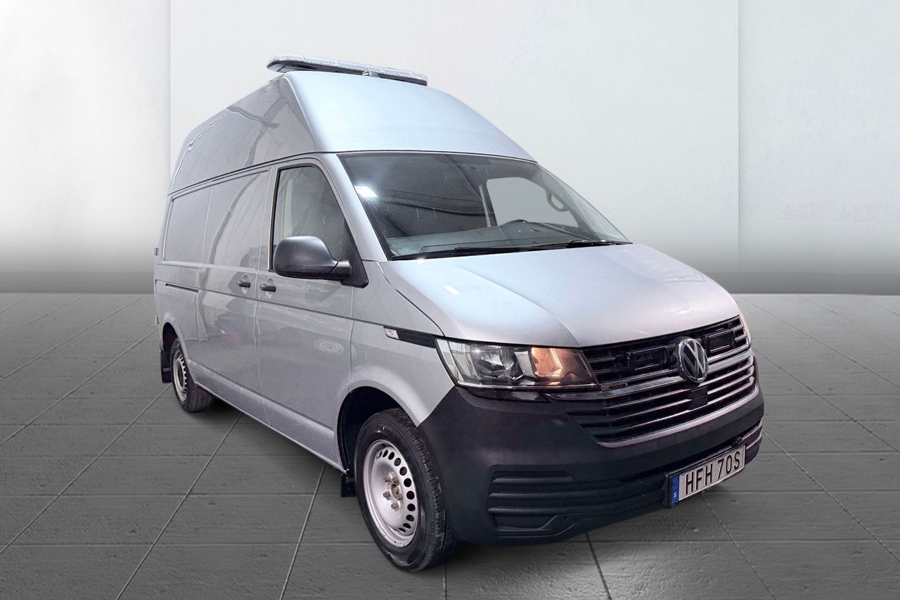 Volkswagen Transporter T30 2.0 4M Aut Dragkrok Extra Hög Ramp 3-sits Värmare Backkamera 150hk – bild 3 av 28