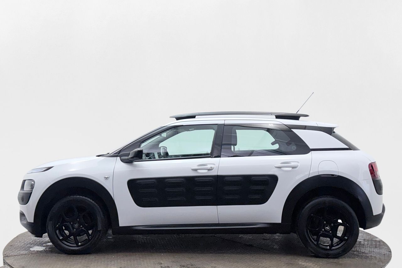 Citroën C4 Cactus 1.2 PureTech Drag Cockpit P-Sens 82hk – bild 9 av 25