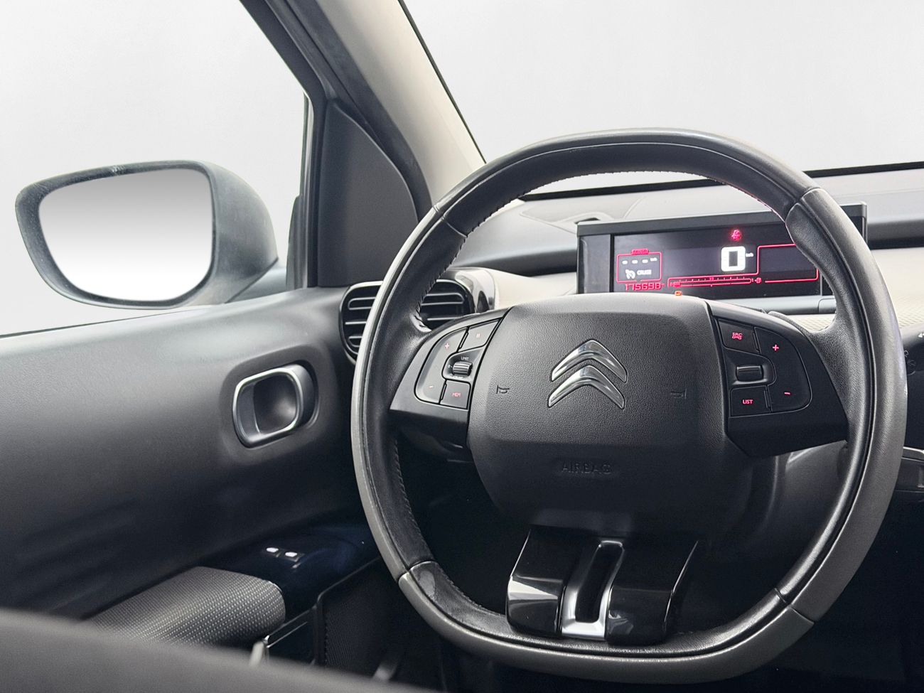Citroën C4 Cactus 1.2 PureTech Drag Cockpit P-Sens 82hk – bild 16 av 25