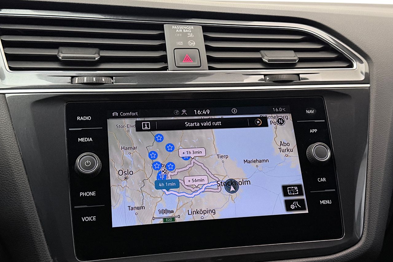 Volkswagen Tiguan 7-sits 2.0 TDI 4M R-Line Dragkrok 360° Kameravy Värmare H/K *SE SPEC* – bild 18 av 31