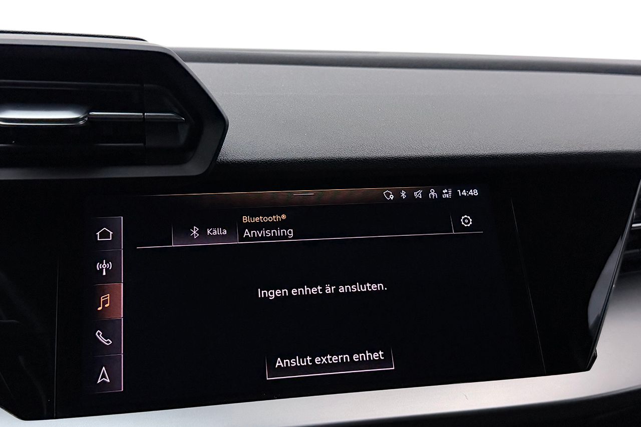 Audi A3 Sportback 45 TFSI e S Line Komfort Black App+ Connect 245hk – bild 22 av 29