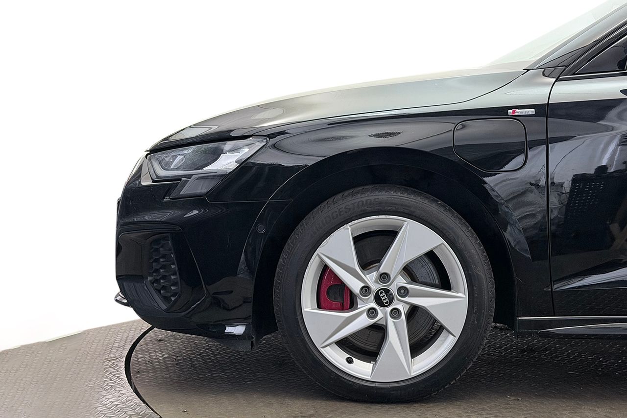 Audi A3 Sportback 45 TFSI e S Line Komfort Black App+ Connect 245hk – bild 10 av 29