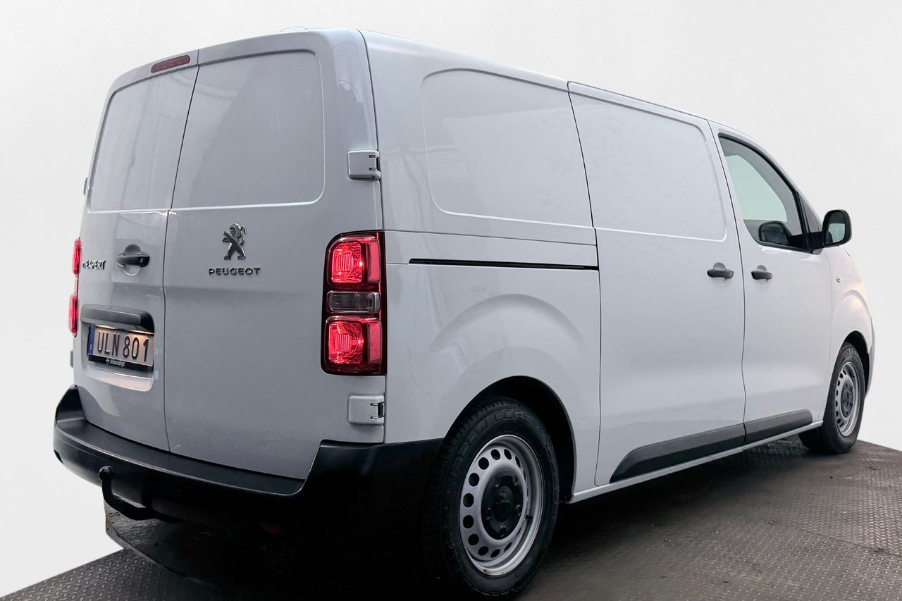 Peugeot e-Expert 75 kWh L2 Dragkrok Inredd Kamera 3-sits MOMS 136hk – bild 5 av 23