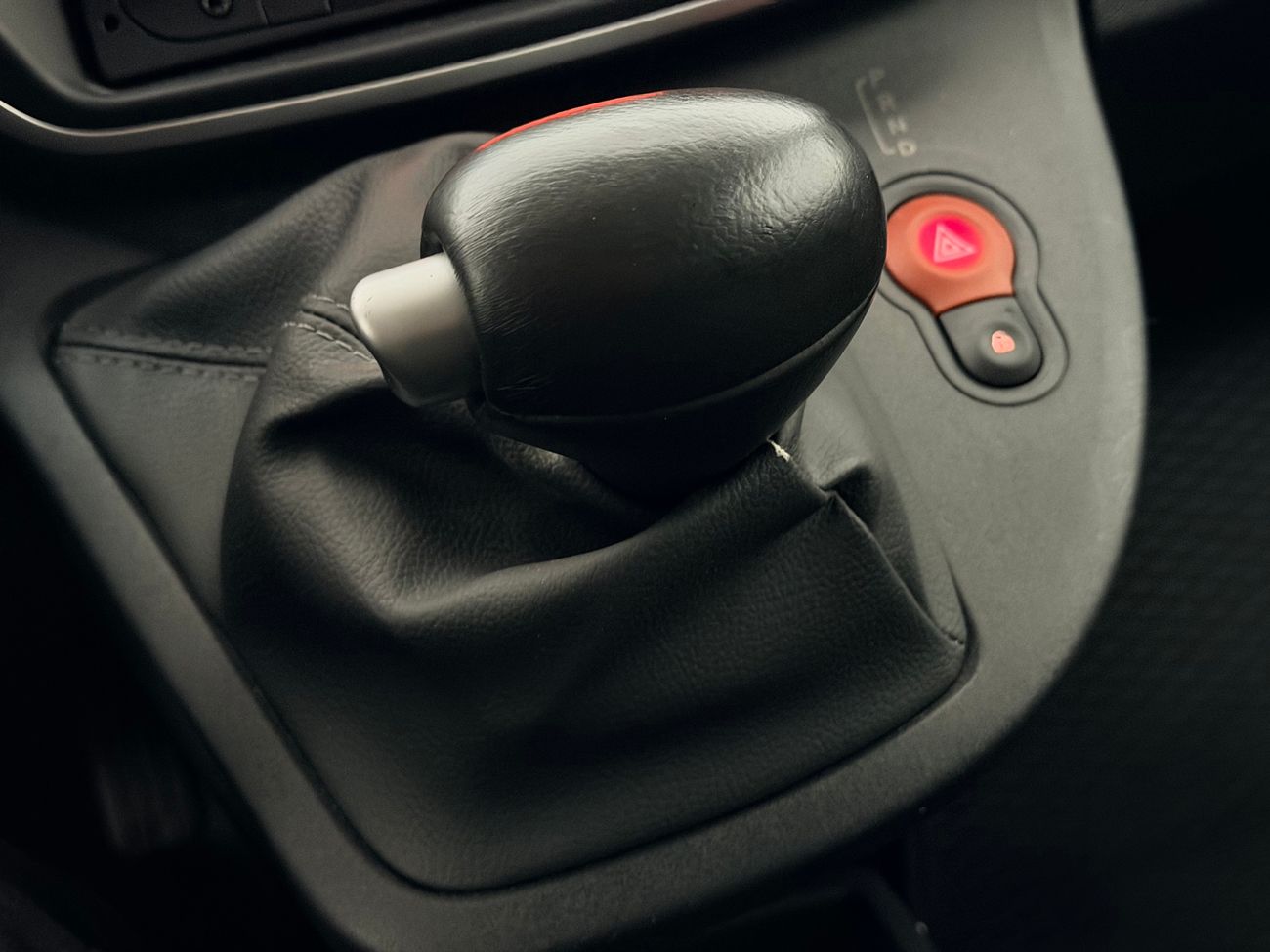 Renault Kangoo ZE Maxi 33 kWh Batterihyra P-Sens 60hk – bild 22 av 25