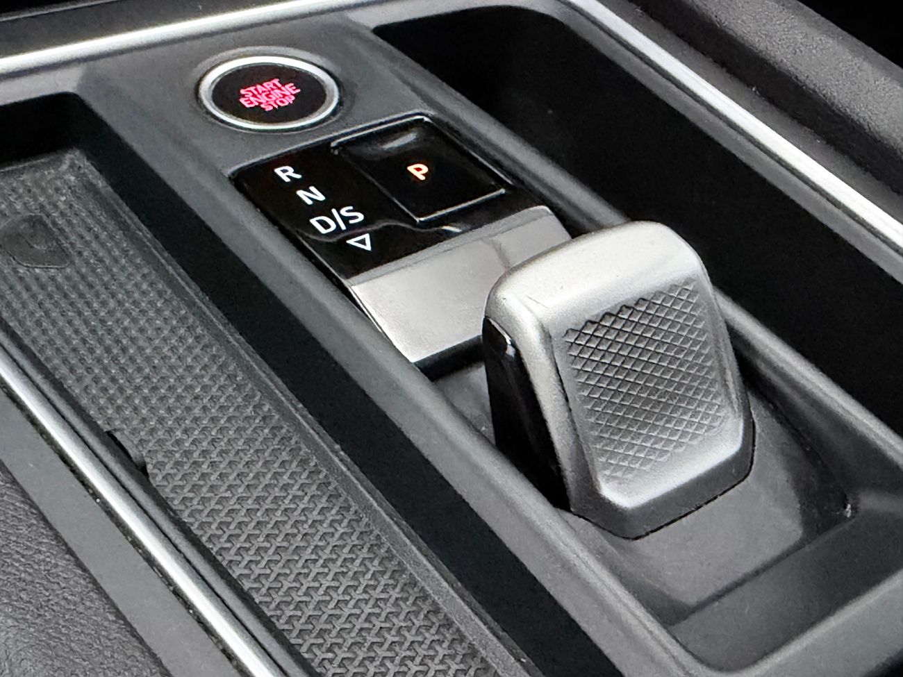 SEAT Leon ST 2.0 TDI 4D Style Automat Kamera Rattvärme Kupévärm LED Moms/Leasing – bild 22 av 26