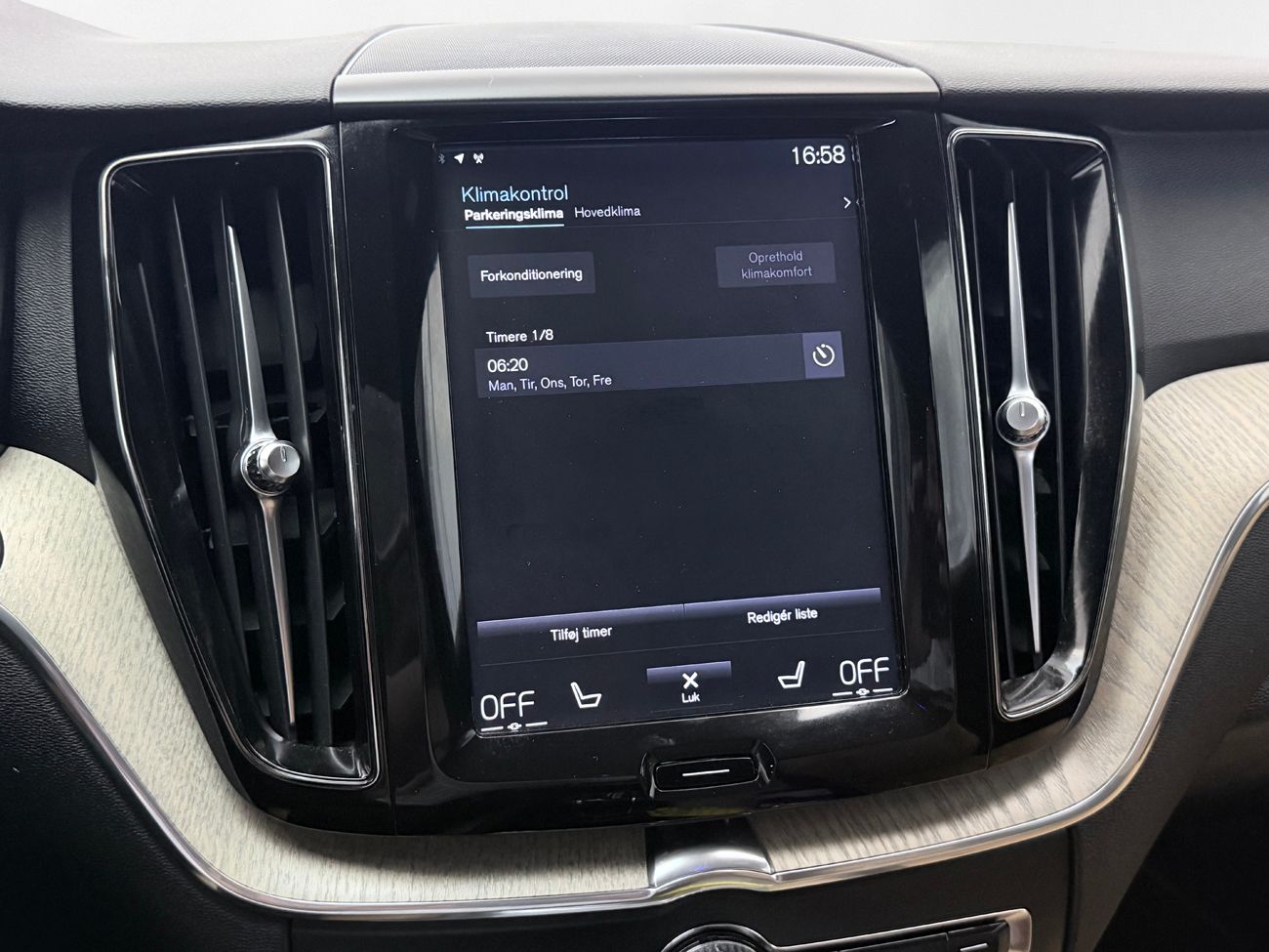 Volvo XC60 D4 AWD Aut Inscription Läder Navi 360° Keyless 190hk – bild 24 av 33