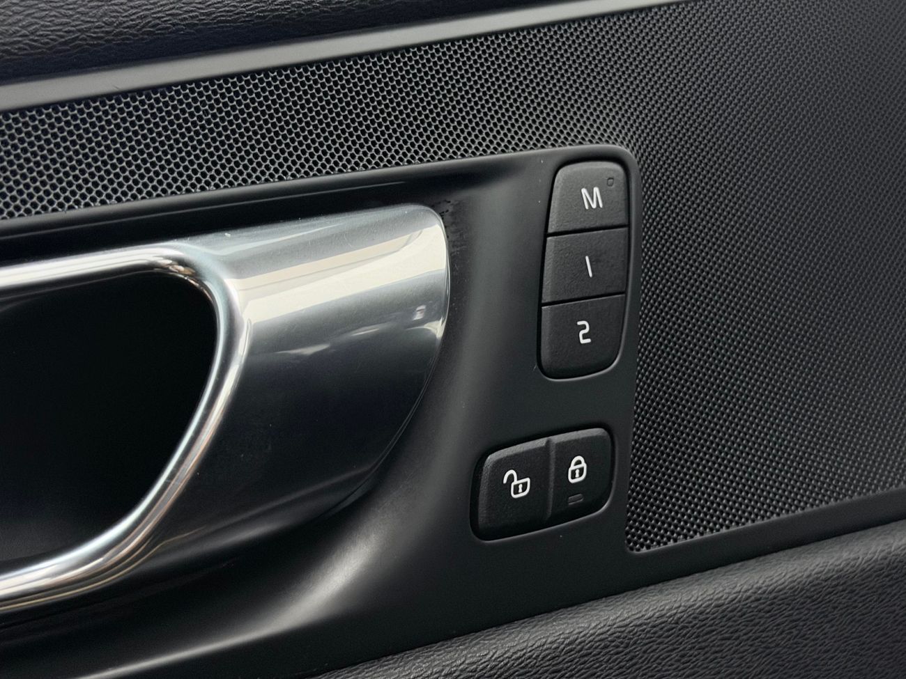 Volvo XC60 D4 AWD Aut Inscription Läder Navi 360° Keyless 190hk – bild 13 av 33