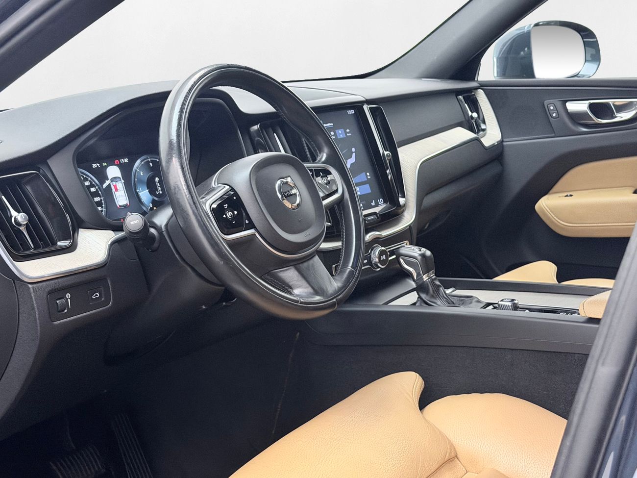 Volvo XC60 D4 AWD Aut Inscription Läder Navi 360° Keyless 190hk – bild 10 av 33