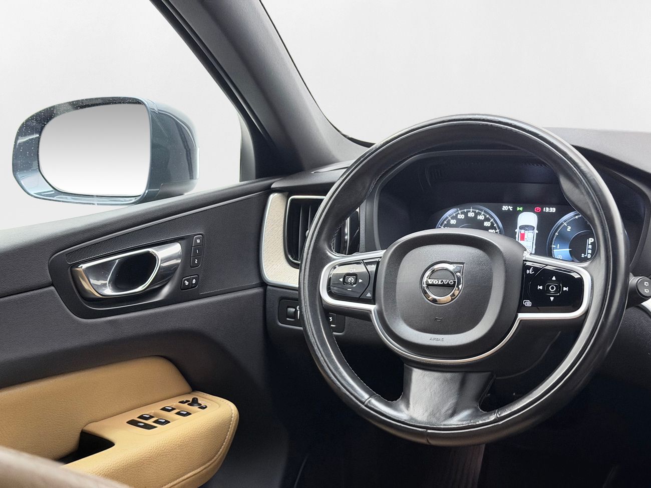 Volvo XC60 D4 AWD Aut Inscription Läder Navi 360° Keyless 190hk – bild 16 av 33