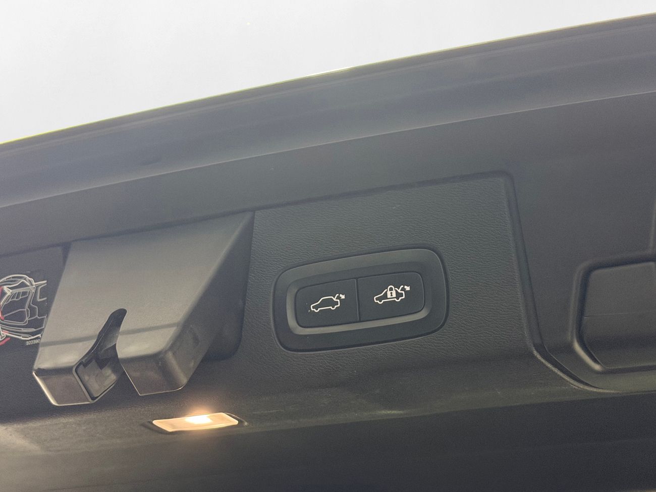 Volvo XC60 D4 AWD Aut Inscription Läder Navi 360° Keyless 190hk – bild 32 av 33