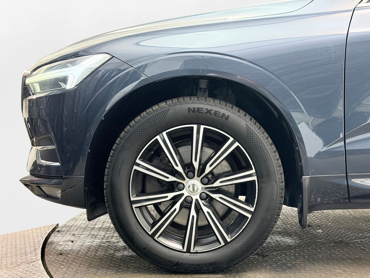 Volvo XC60 D4 AWD Aut Inscription Läder Navi 360° Keyless 190hk – bild 9 av 33