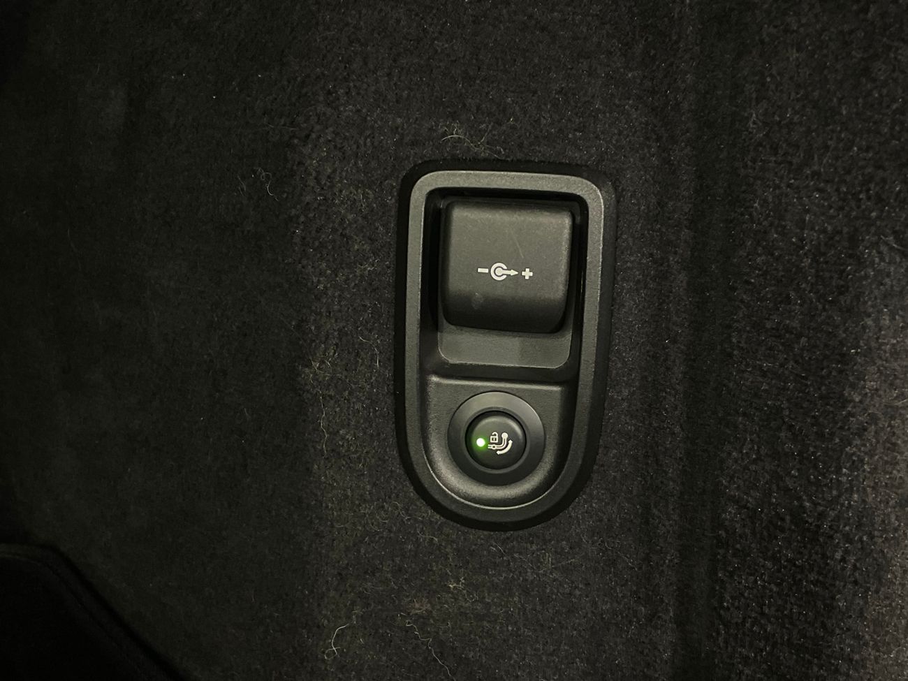 BMW 530e Touring M Sport Drag Cockpit Nav Kamera Läder MOMS 292hk – bild 36 av 38