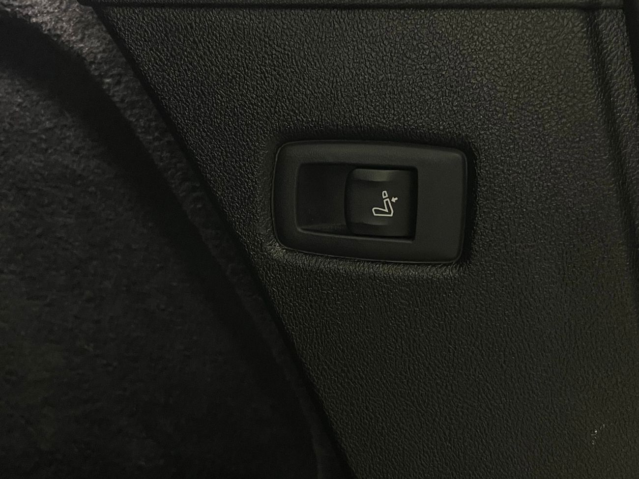 BMW 530e Touring M Sport Drag Cockpit Nav Kamera Läder MOMS 292hk – bild 37 av 38
