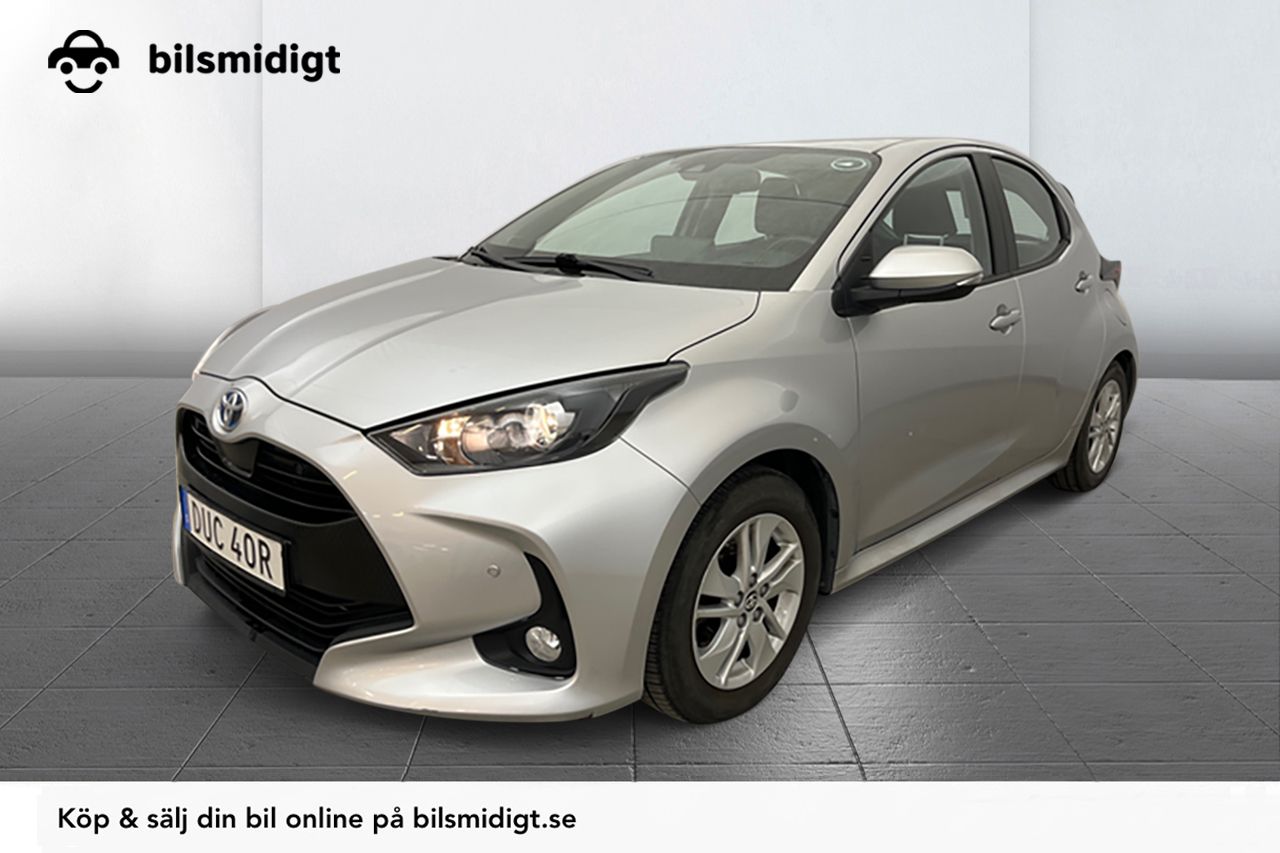 Toyota Yaris Hybrid Aut Kamera Filassist Rattvärme MOMS 116hk