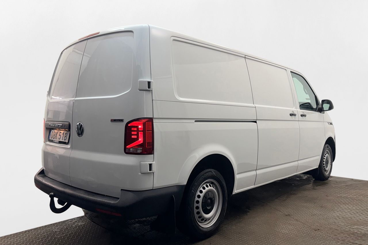 Volkswagen Transporter T32 2.0 TDI 4MOTION 3-sits Drag Värmare P-Sensorer Moms/Leasing 150hk – bild 5 av 29