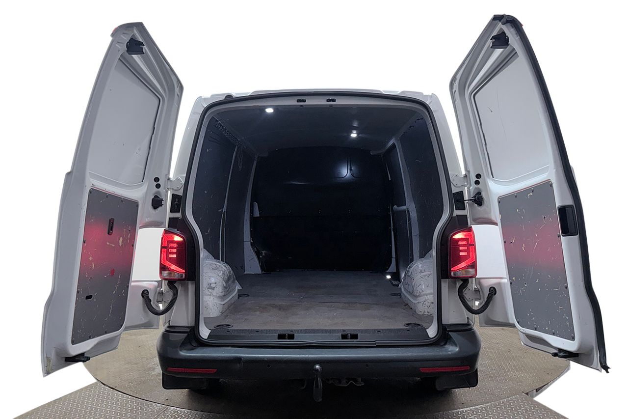 Volkswagen Transporter T32 2.0 TDI 4M 3-sits Drag Värmare PDC 150hk – bild 7 av 28