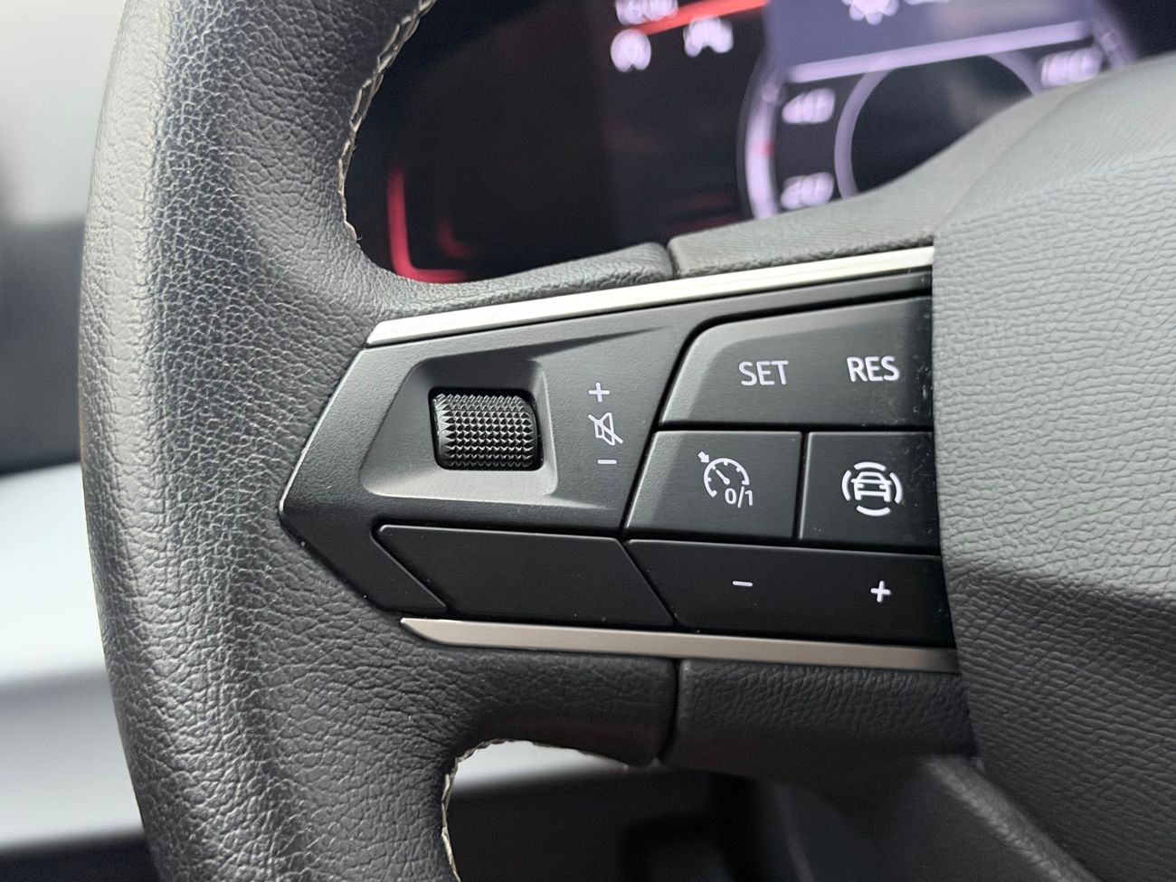 Seat Ibiza 1.0 TGI Vision Plus CNG Kamera P-Sens Cockpit 90hk – bild 16 av 22