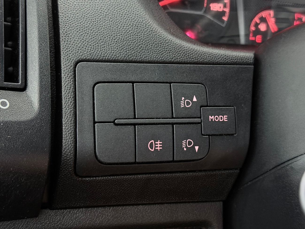 Fiat Ducato Van 35 2.3 3-sits BG-Lyft Kamera Värmare MOMS – bild 16 av 25