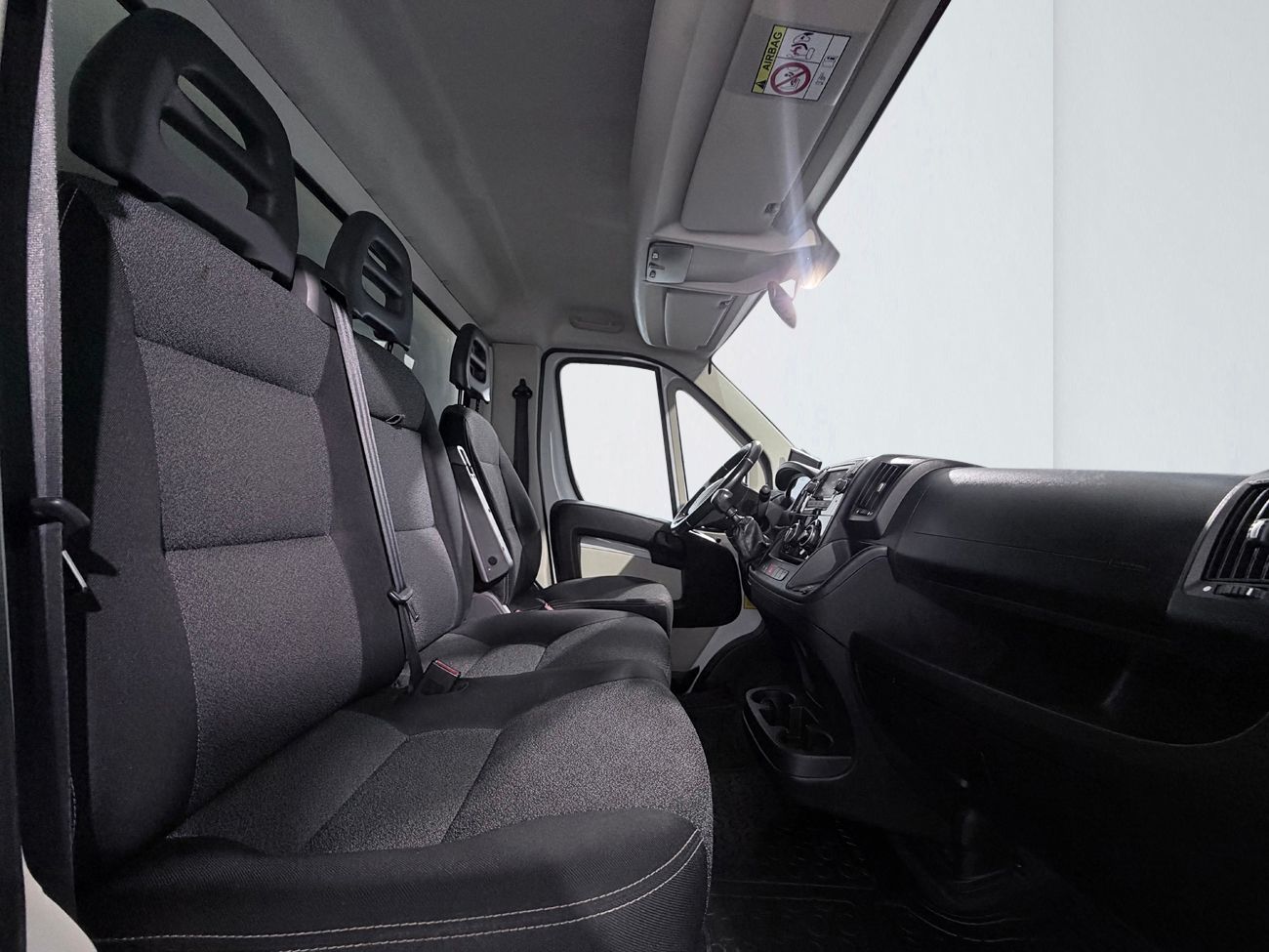 Fiat Ducato Van 35 2.3 3-sits BG-Lyft Kamera Värmare MOMS – bild 13 av 25