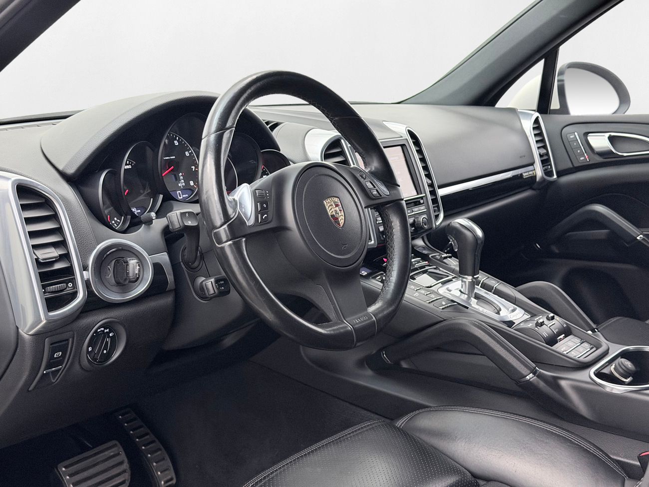 Porsche Cayenne S PASM PCM PDCC PTV Drag Navi Kamera 400hk – bild 11 av 35