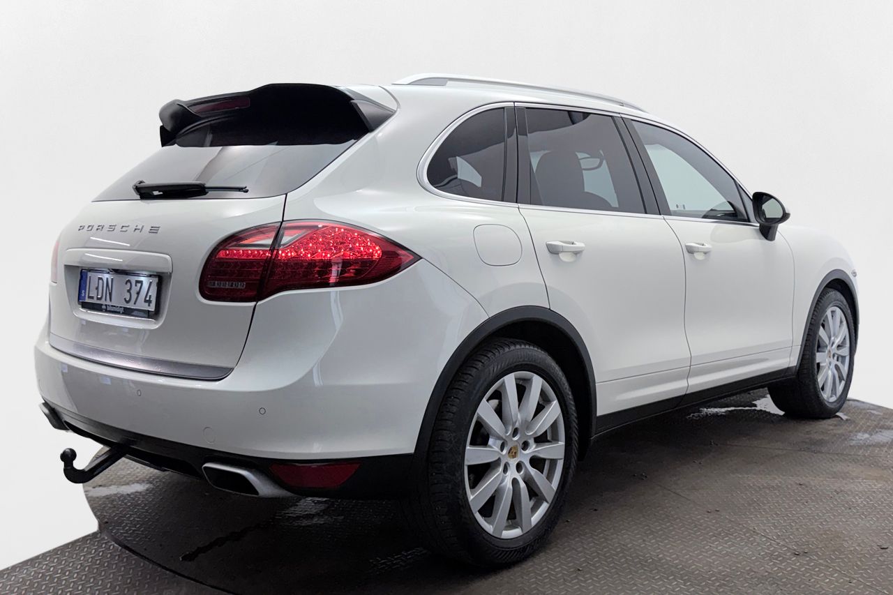 Porsche Cayenne S PASM PCM PDCC PTV Drag Navi Kamera 400hk – bild 5 av 35