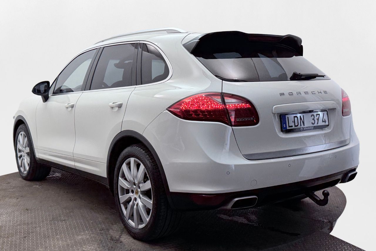 Porsche Cayenne S PASM PCM PDCC PTV Drag Navi Kamera 400hk – bild 8 av 35