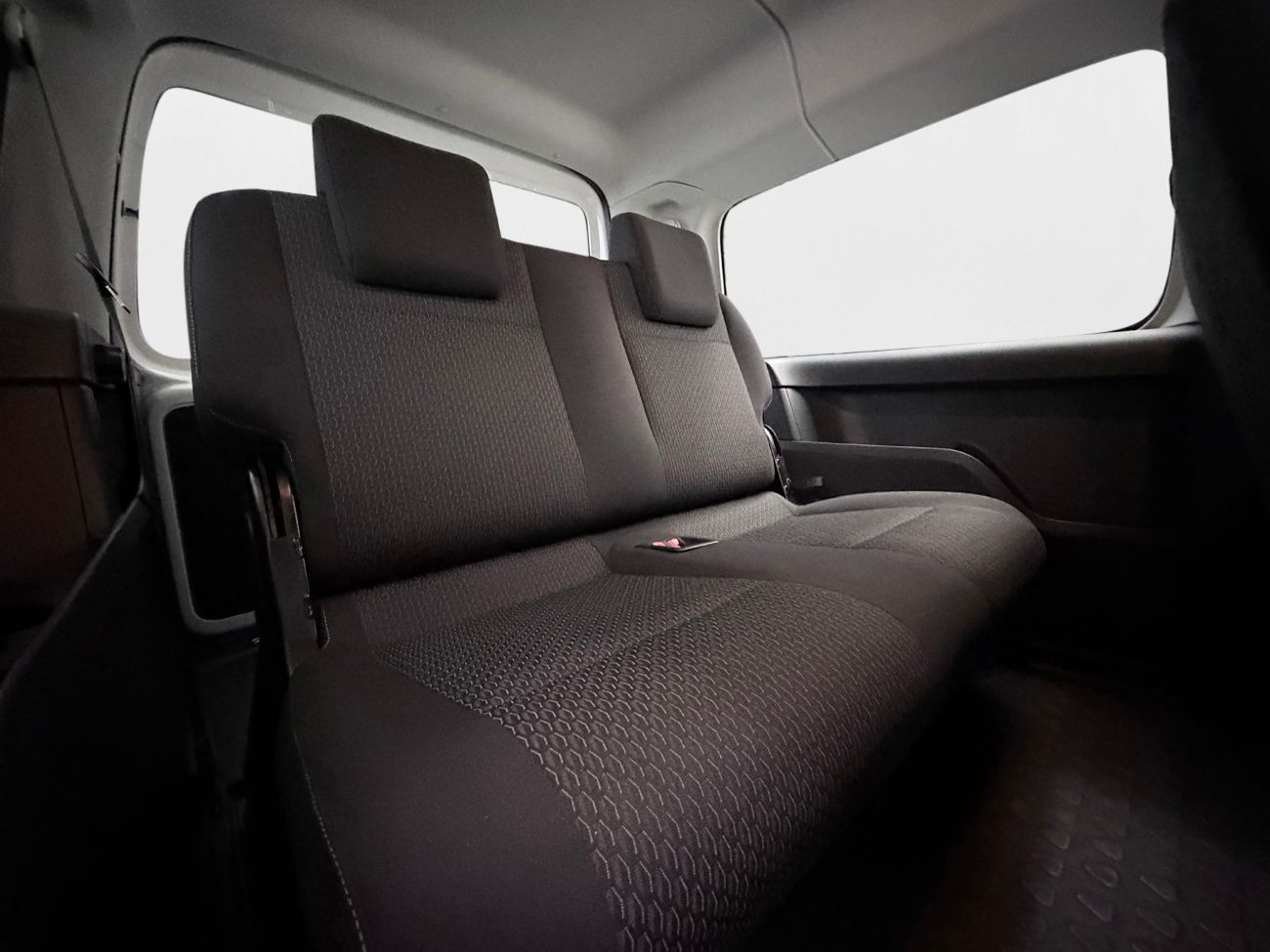 Volkswagen Caddy Maxi Life 7-Sits 1.4 TGI CNG Aut P-Sens MOMS 110hk – bild 15 av 24