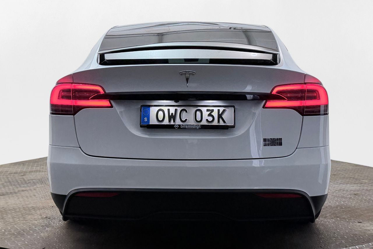 Tesla Model X Plaid 6-sits Drag Luftfj Yoke Pano V-Pump Premiumljud AP 1020hk – bild 10 av 39