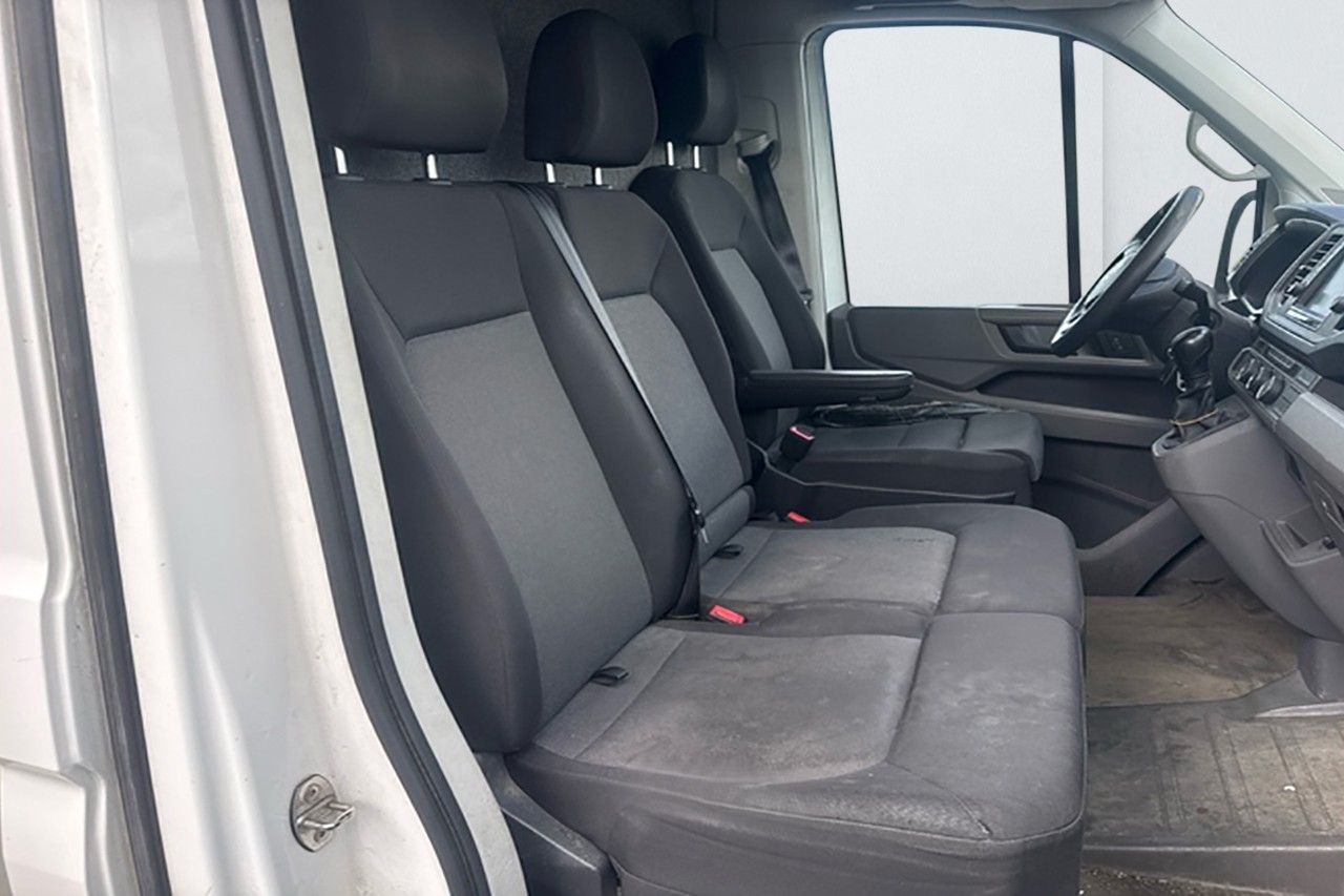 Volkswagen Crafter 2.0 4MOTION 3sits BG-lyft Kamera Värmare AppConnect MOMS – bild 11 av 14