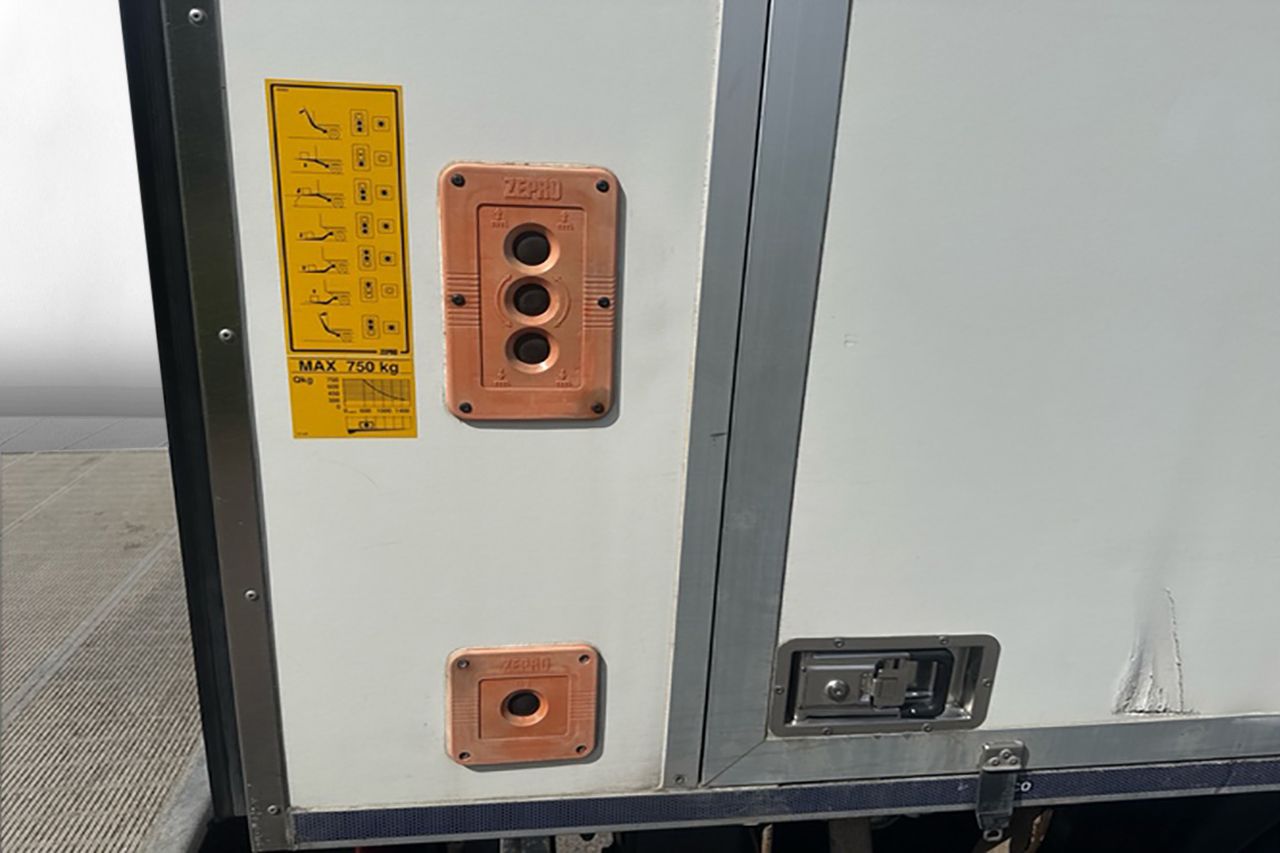 Volkswagen Crafter 2.0 4MOTION 3sits BG-lyft Kamera Värmare AppConnect MOMS – bild 9 av 14