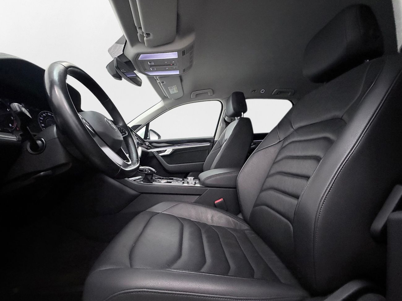 Volkswagen Touareg 3.0 V6 4M Inno Drag Luftfjädr Läder Kamera DYNAUDIO – bild 11 av 38