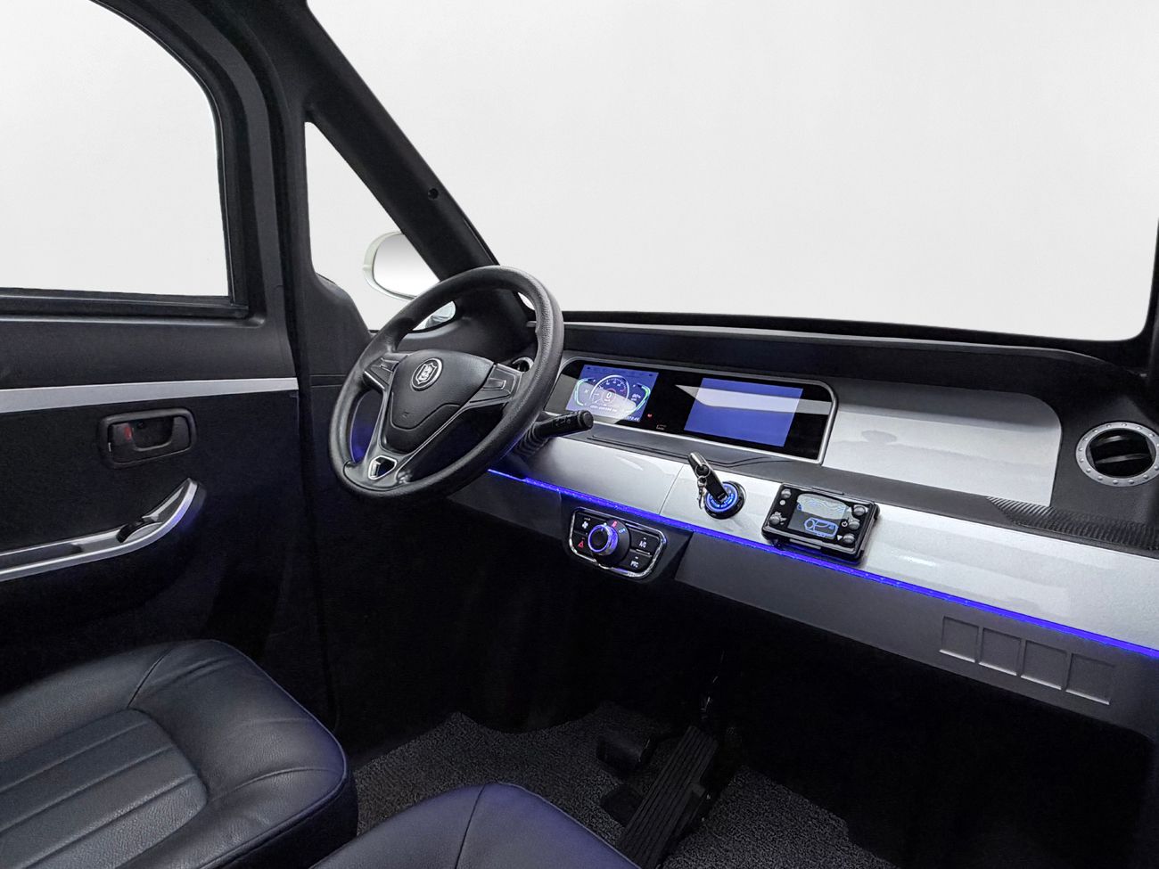 Titan Zero R4S 4-sits Läder Taklucka Värmare Cockpit USB Klass 2 – bild 11 av 22