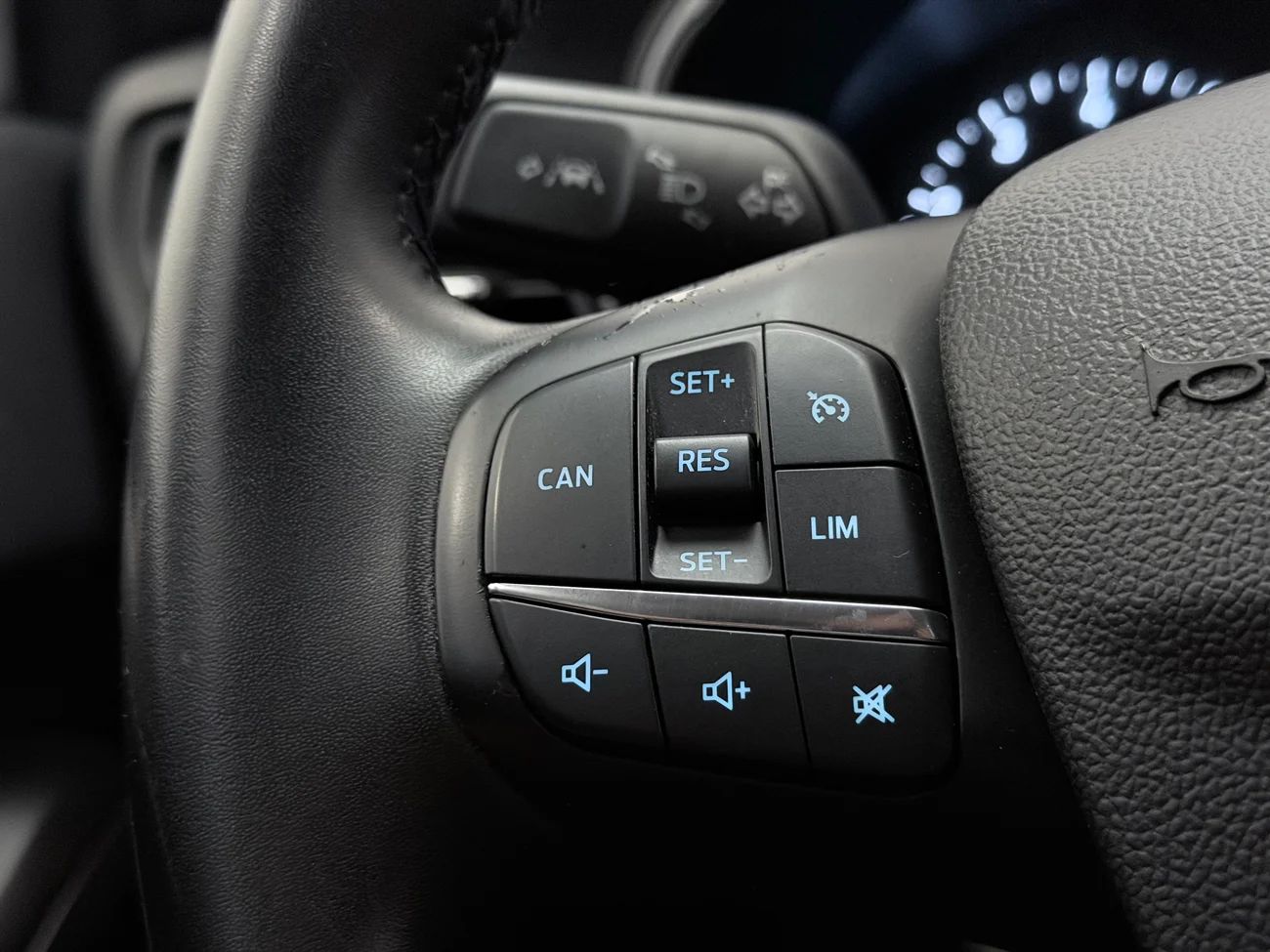 Ford Focus 1.0 EcoBoost Hybrid E85 Business P-Sens Blåtand USB-C 125hk – bild 16 av 26