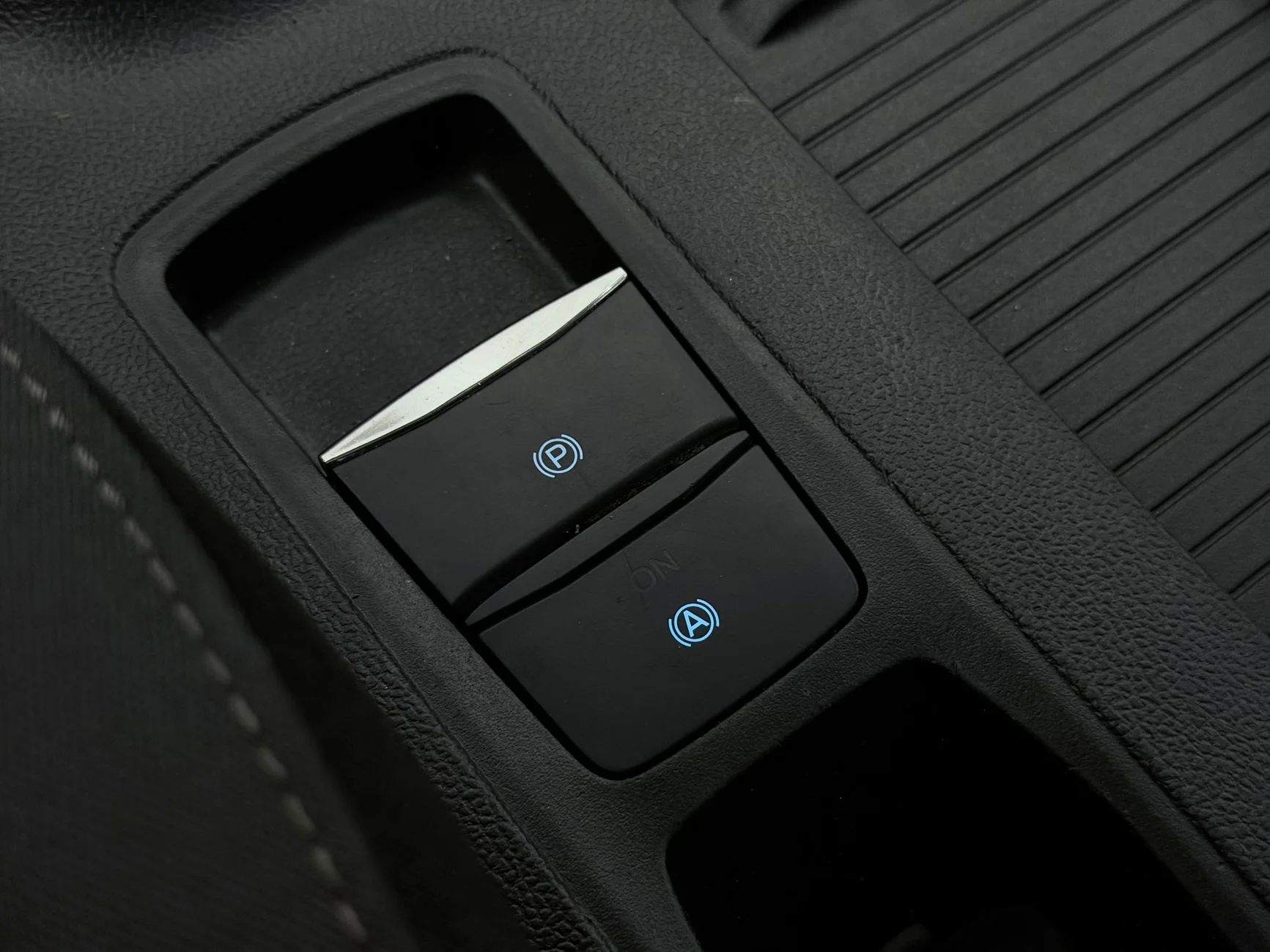 Ford Focus 1.0 EcoBoost Hybrid E85 Business P-Sens Blåtand USB-C 125hk – bild 24 av 26