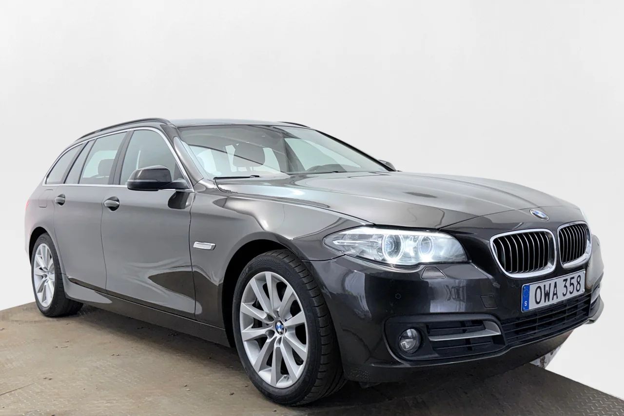 BMW 520d xDrive Touring Aut Läder P-Sens Rattvärme 190hk – bild 3 av 32