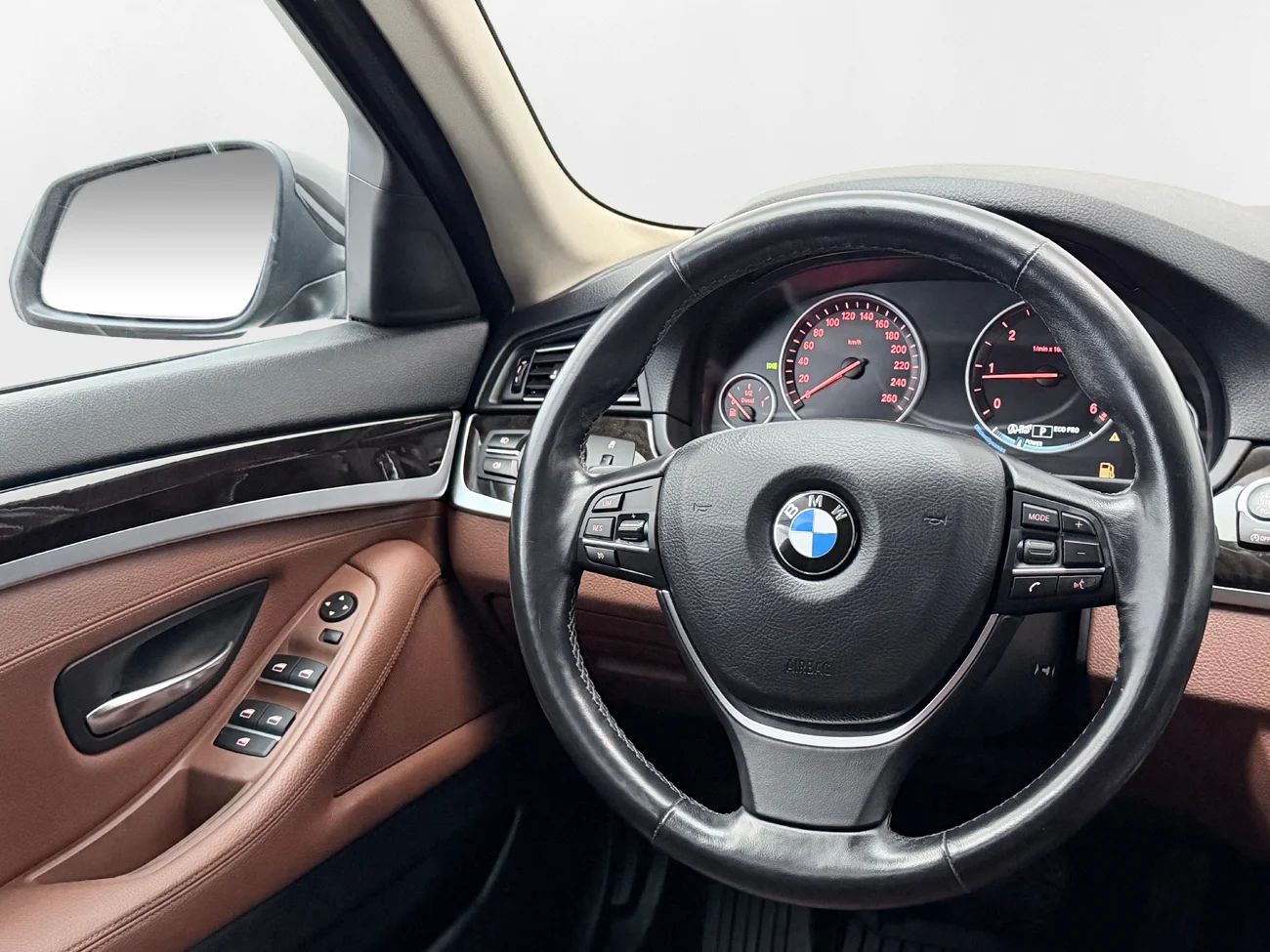 BMW 520d xDrive Touring Aut Läder P-Sens Rattvärme 190hk – bild 15 av 32