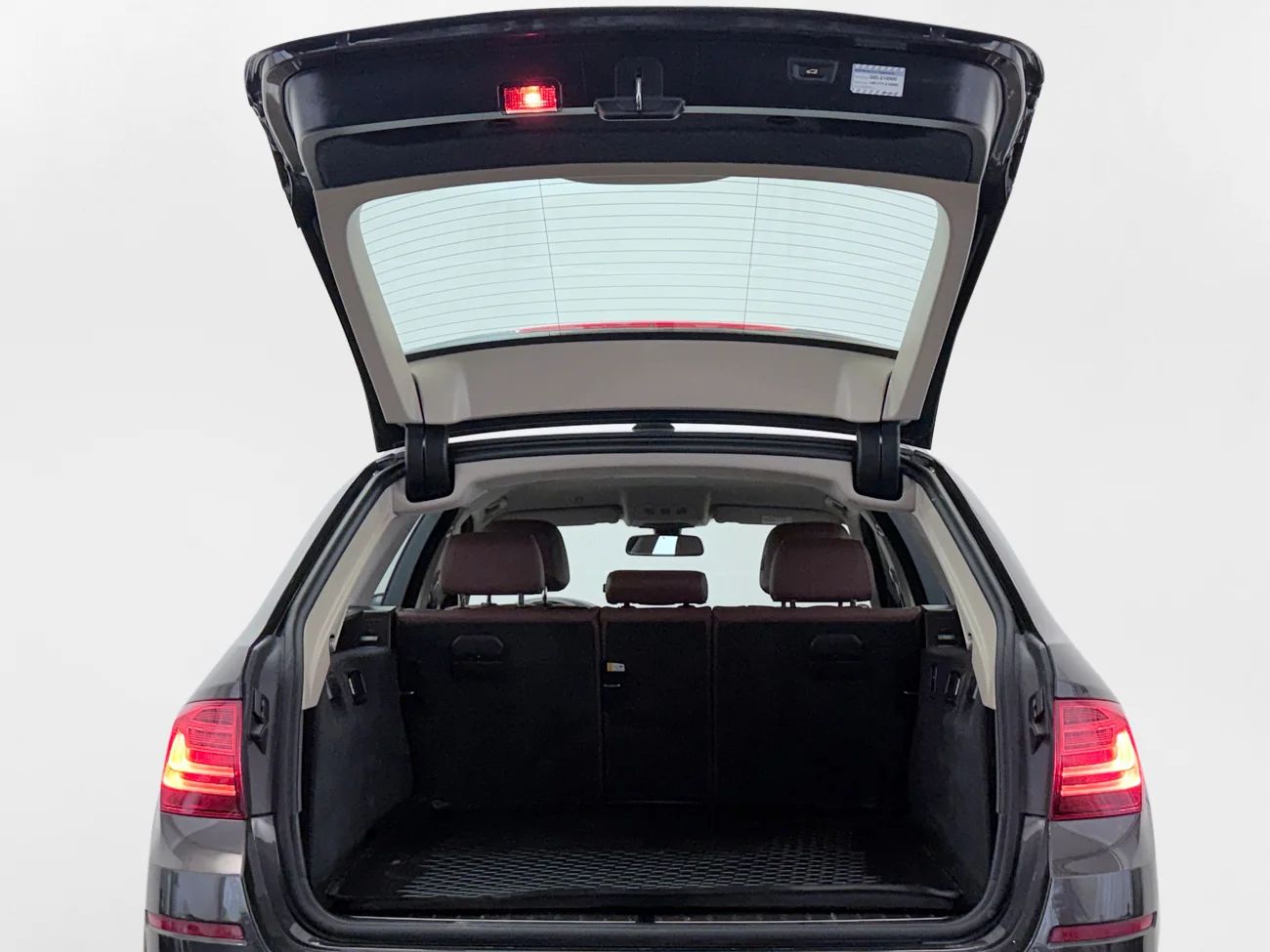 BMW 520d xDrive Touring Aut Läder P-Sens Rattvärme 190hk – bild 31 av 32