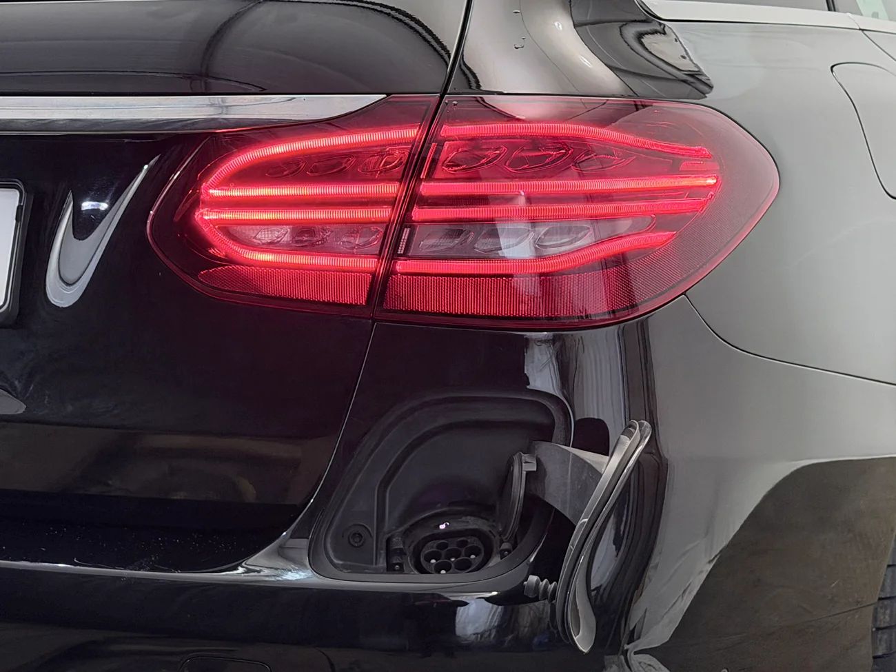 Mercedes-Benz C300 T e Avantgarde Navi Kamera Spegelpkt MOMS 320hk – bild 29 av 29